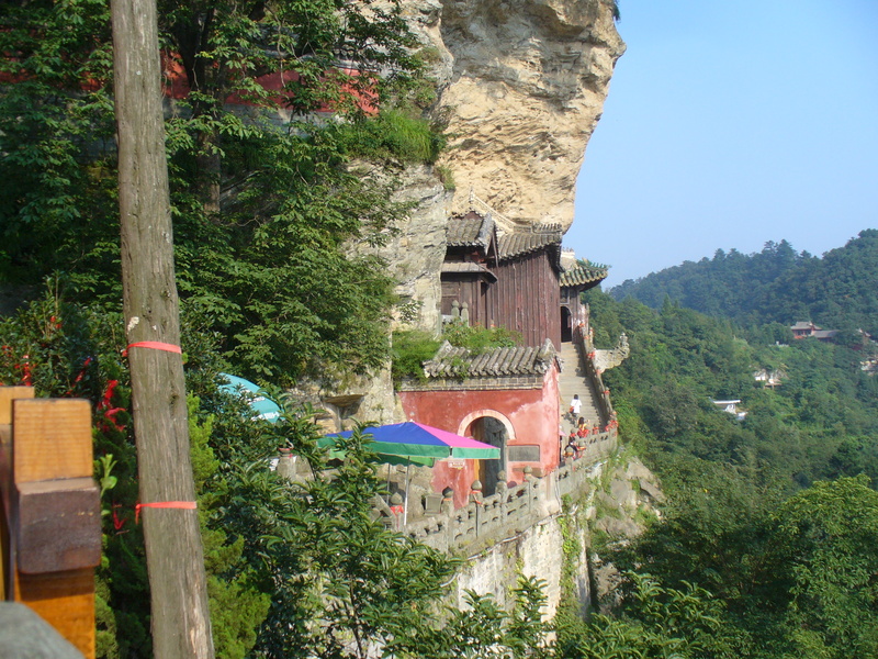 Image: /media/?path=/trips/2007-08-13 China/2007-08-20_Wudang/20070820-165624-0-Ant.jpg